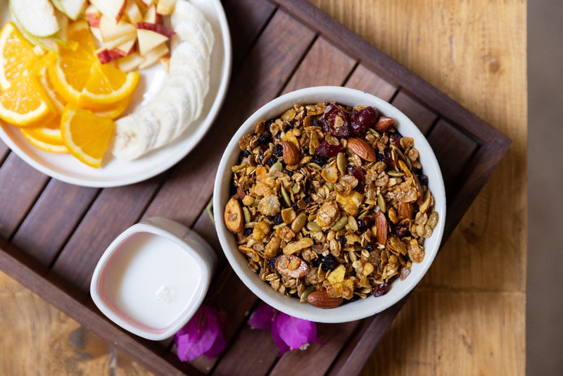 Moreish Granola Crisp & Crunch 180 grams with Oats, Corn Flakes, Nuts, Seeds & Berries