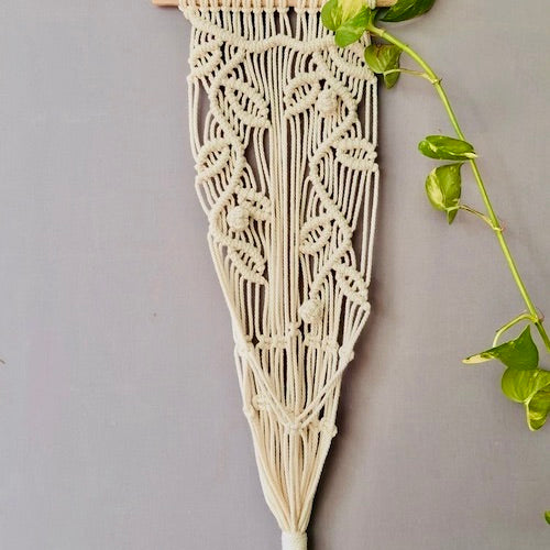 Handcrafted Macramé 'Tehni' Plant Hanger