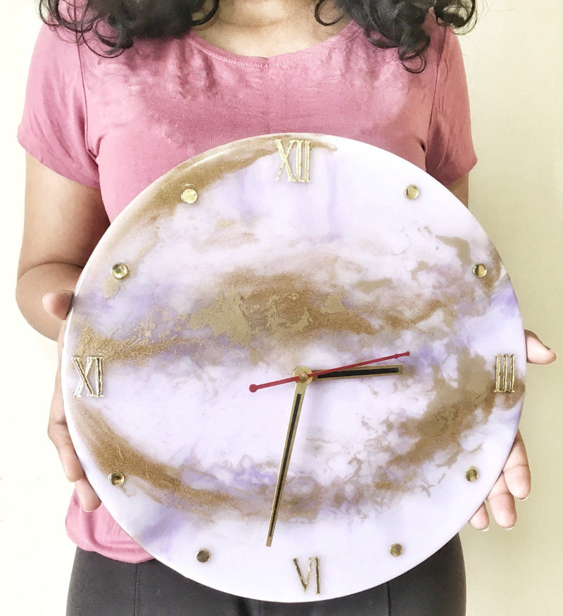 Resin wall clock